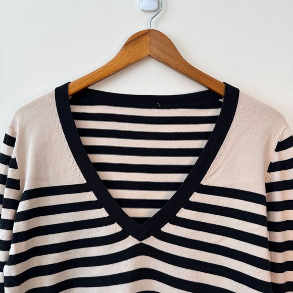 Escada Sport Striped V Neck Pullover Sweater Size Medium - Picture 2 of 6